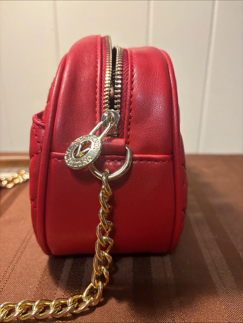 NWT Valentino Orlandi Red Quilted Crossbody Shoulder Camera Bag with Dust Bag